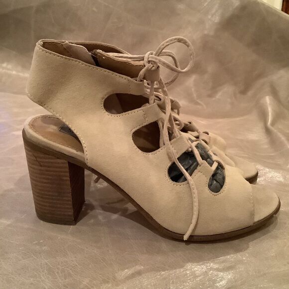 Steve Madden Nilunda Tan Suede Lace Up High Heel Sandals 8 - Picture 2 of 11